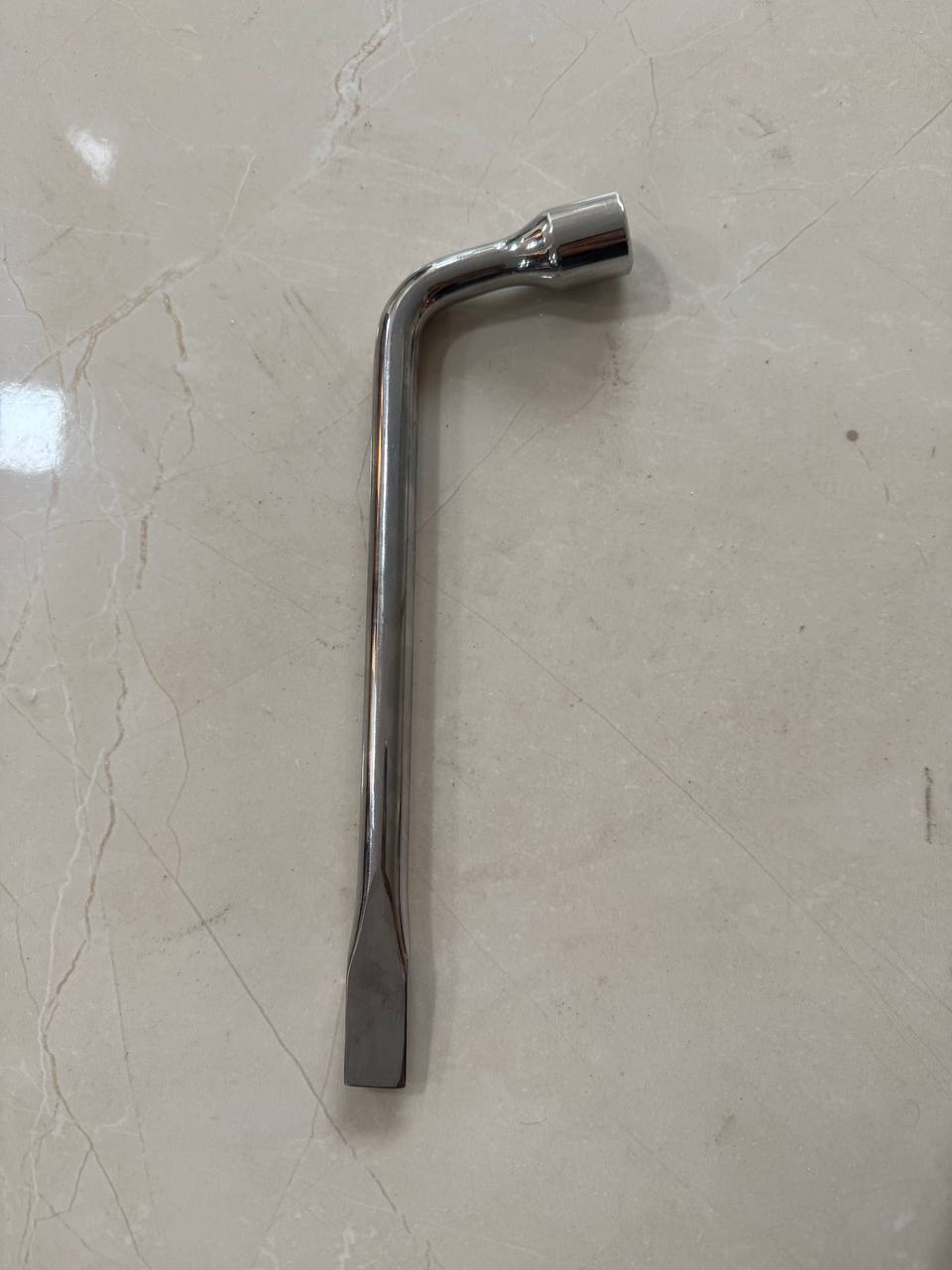 آچار چرخ سایز ۱۷